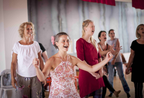 Pro začínající i pokročilejší zpěvačky i zpěváky je určený týden ve Slavonicích | Foto: Hlasohled