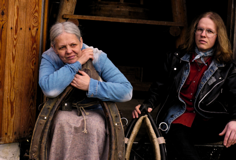 Veronika Kicková a Ján Kicko tvoří duo Hmlisto. V písních se odráží jejich zkušenost života na samotě. | Foto: Tereza Vlková