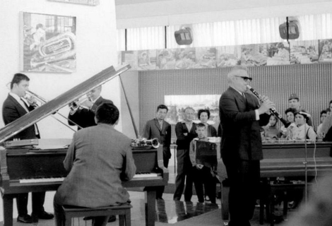 Železná disciplína, precizní profesionalita a umělecká kreativita činila z Karla Kraugartnera (vpravo) špičku české jazzové scény. | Foto: flickr