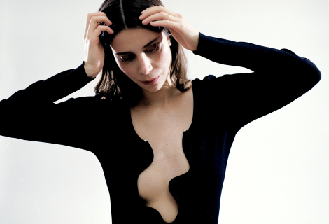 Cítiť to všetko naraz je křehká indie popová deska, která se nebojí detailu, ale zároveň se v něm neztrácí. | Foto: Kate Guic | Foto: Kate Guic