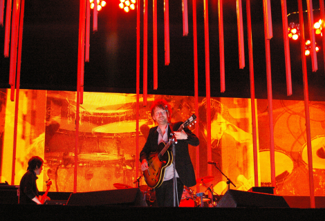 Z turné k albu In Rainbows, Radiohead na Main Square Festival v Arrasu (2008) | Foto: Nicolas Lœuillet Z turné k albu In Rainbows, Radiohead na Main Square Festival v Arrasu (2008) | Foto: Nicolas Lœuillet