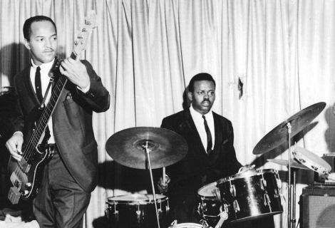 James Jamerson s Funk Brothers - nepřekonatelnou skupinou session hráčů, kteří se podíleli na nejslavnějších skladbách Motown | Zdroj: Wikipedie