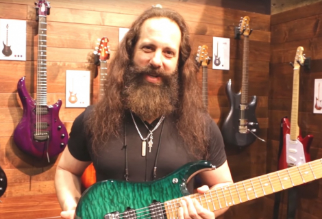 John Petrucci, zdroj: YouTube