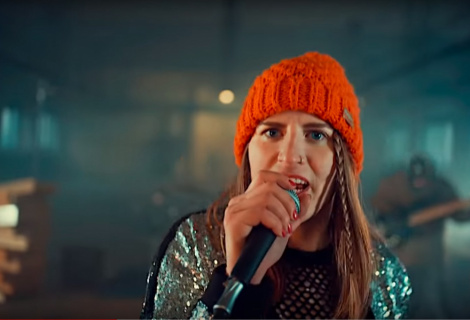 Marka Rybin ve videu Království, zdroj: YouTube Marka Rybin ve videu Království, zdroj: YouTube