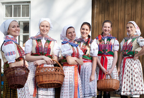 Galánky z Oskoruše vystoupí společně s kapelou MUSICA FOLKLORICA