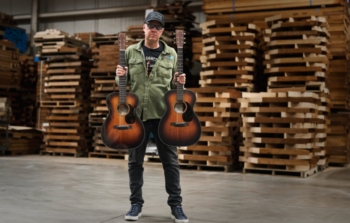 Martin nabízí Bonamassovu předlohu ve dvou pojetích – jako prémiovou americkou 00-18 a dostupnější elektroakustickou 00-10E Retro. | Foto: Martin Guitars
