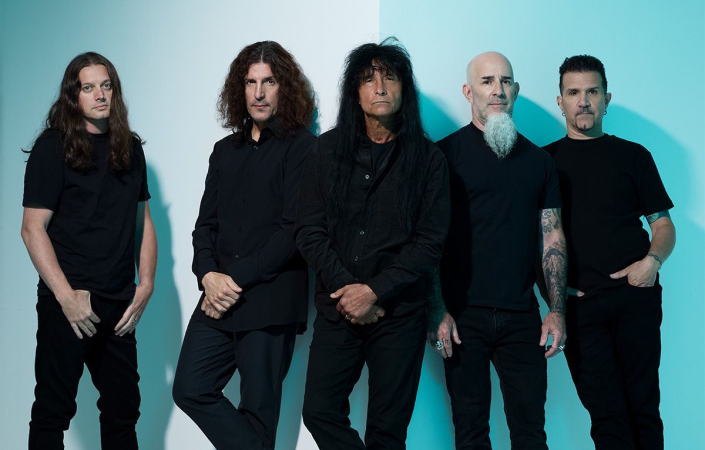 Cesta nekončí. Anthrax na Cursum Perficio dokazují, že thrashmetalová energie nemá datum spotřeby. | Foto: Press