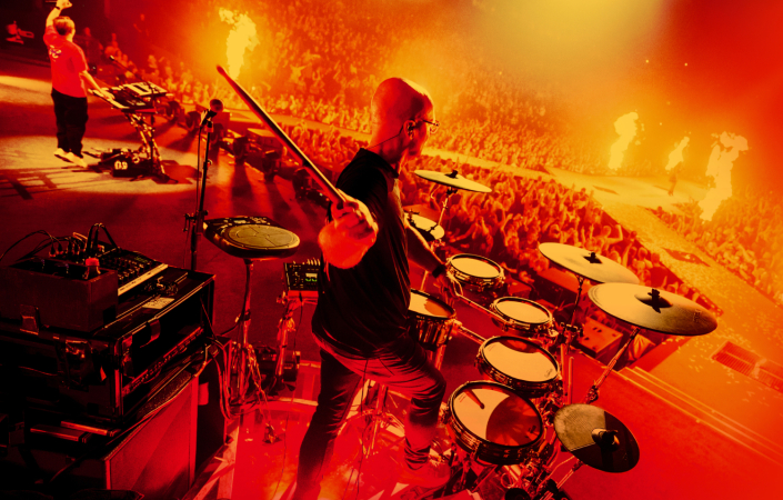 Michael Schack patří k nejvýraznějším propagátorům elektronických bicích Roland V-Drums. V Kytary.cz ukáže jejich možnosti naživo společně s Ondřejem Pomajslem. | Foto: Roland