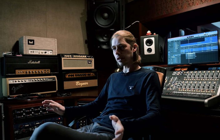 Lukáš Martinek je fantastický zvukový inženýr, producent, mixér a skvělý muzikant v jedné osobě. Jeho sound je světový. | Foto: archiv autora
