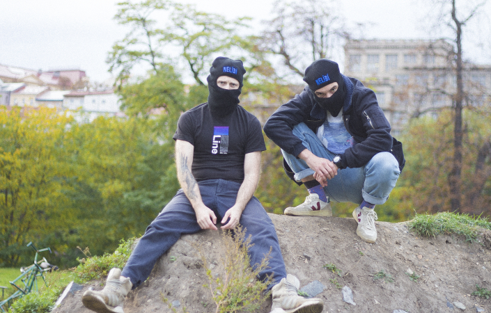 „Nechceme být zaseklí v jednom žánru. Rádi se pohybujeme na pomezí,“ říká dvojice Mutanti hledaj východisko. | Foto: Jiří Konvalinka 