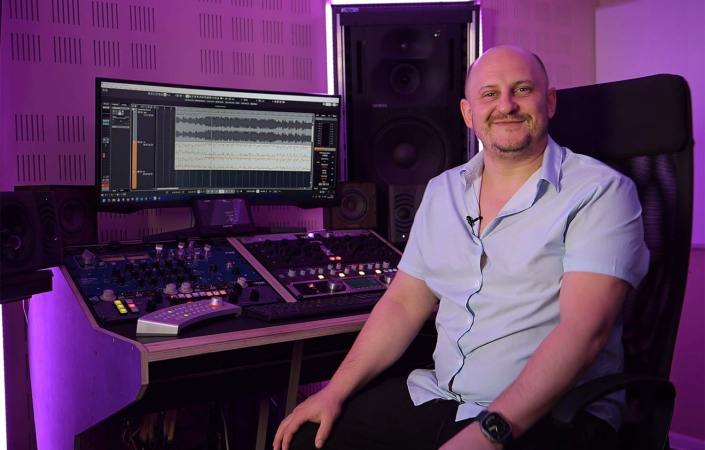Ve druhém dílu prozkoumáme masteringové studio Ondřeje Žatkuliaka. | Foto: Vladimír Jedlička