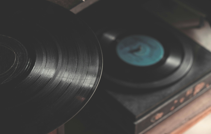 Vydat track s mizerným mixem je horší než nevydat nic. Svět nedostatkem hudby netrpí. | Foto: Unsplash